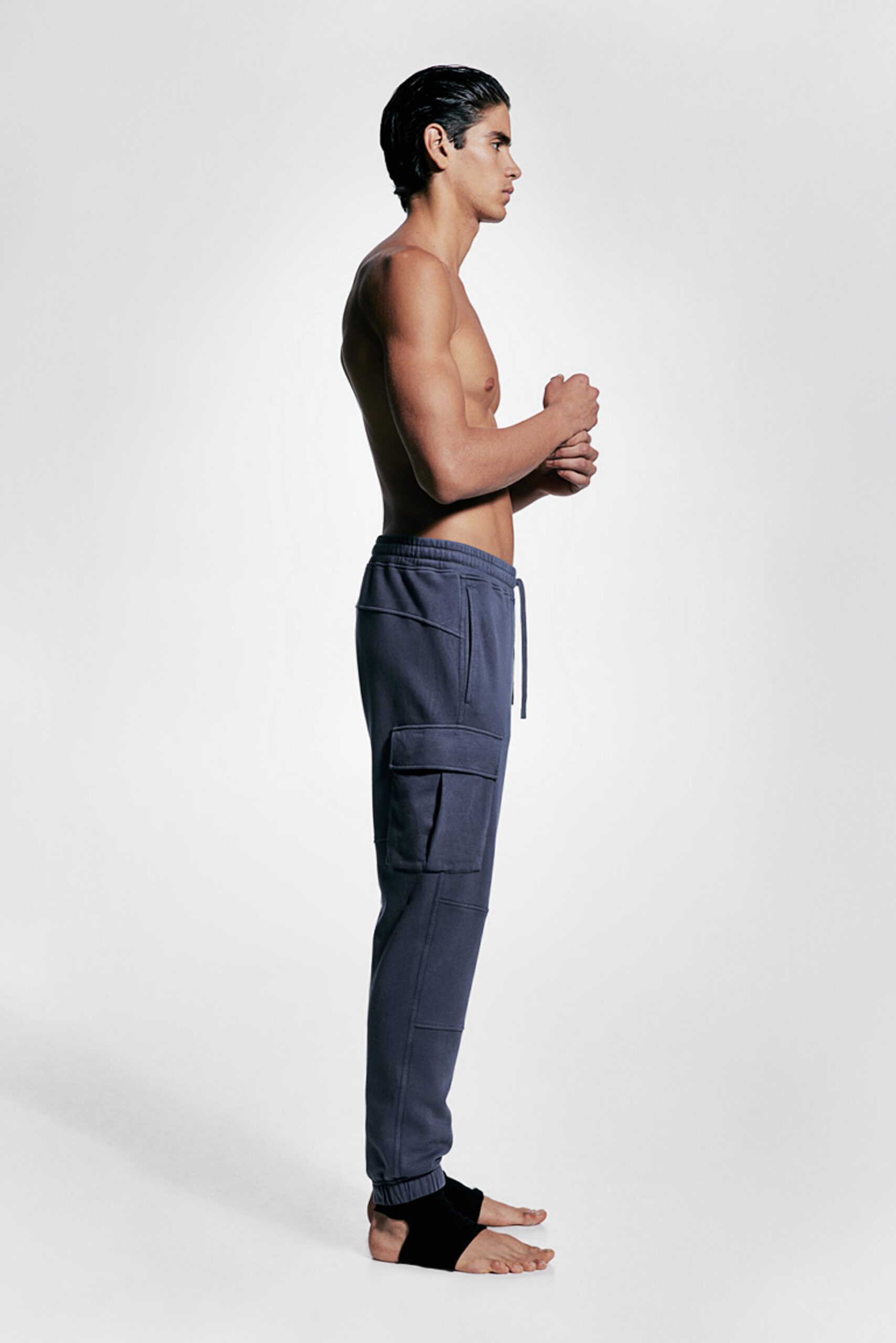 Regular Fit Cotton Cargo Joggers With DryMove™
