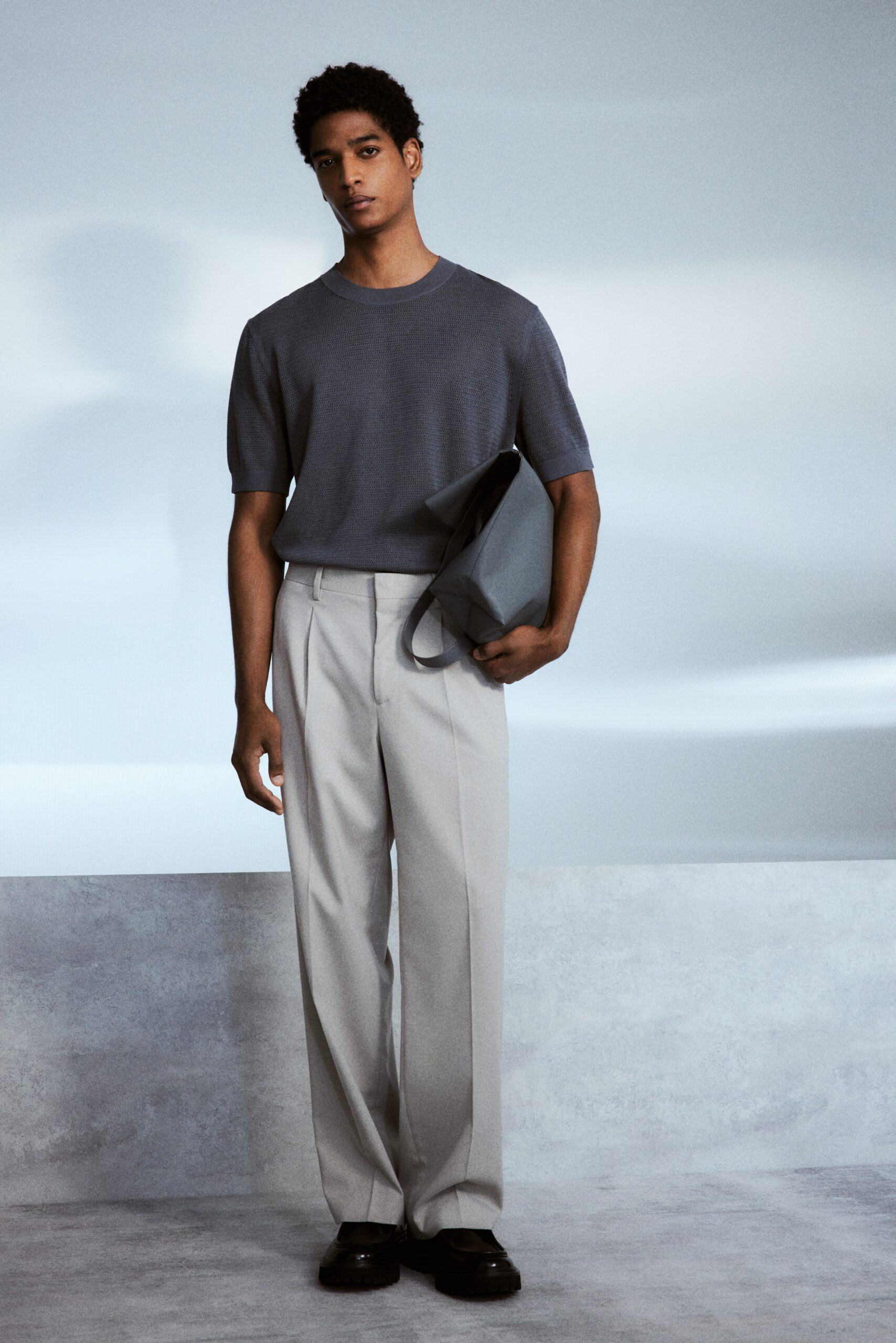 Regular Fit Hole Knit Tee